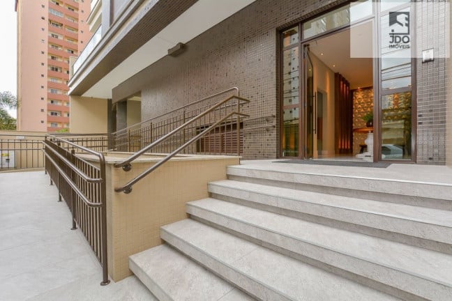 Foto do imóvel Apartamento com 1 Quarto à Venda, 48 m² em água Verde - Curitiba