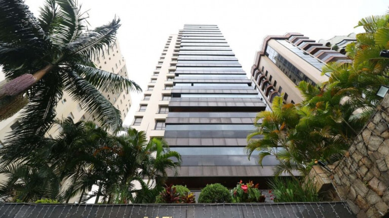 Foto do imóvel Imóvel com 4 Quartos à Venda, 302 m² em Jardim Da Saúde - São Paulo