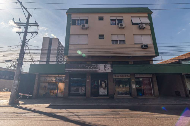 Foto do imóvel Imóvel com 3 Quartos à Venda,  em Sao Joao - Porto Alegre