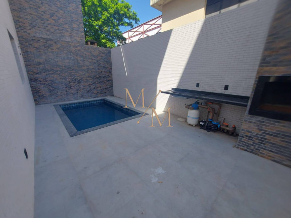 Foto do imóvel Casa com 3 Quartos à Venda, 140 m² em Boqueirão - Santos