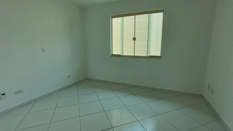 Imagem Casa com 4 Quartos à Venda, 178 m² em Bacacheri - Curitiba