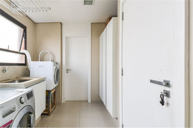 Imagem Apartamento com 2 Quartos à Venda, 276 m² em Campo Belo - São Paulo