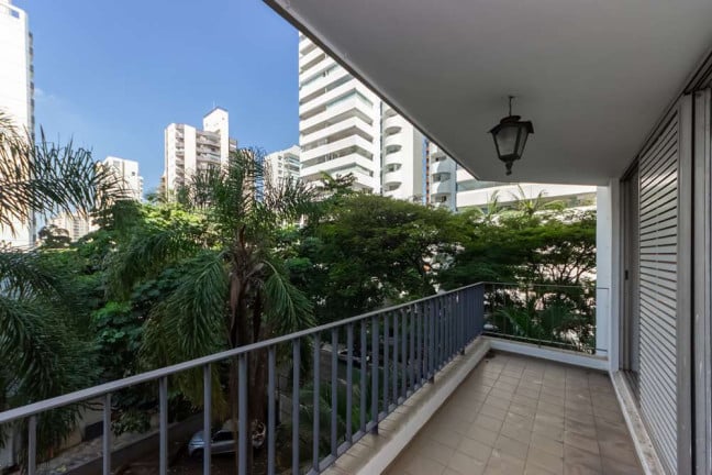 Foto do imóvel Apartamento com 3 Quartos à Venda, 165 m² em Moema - São Paulo