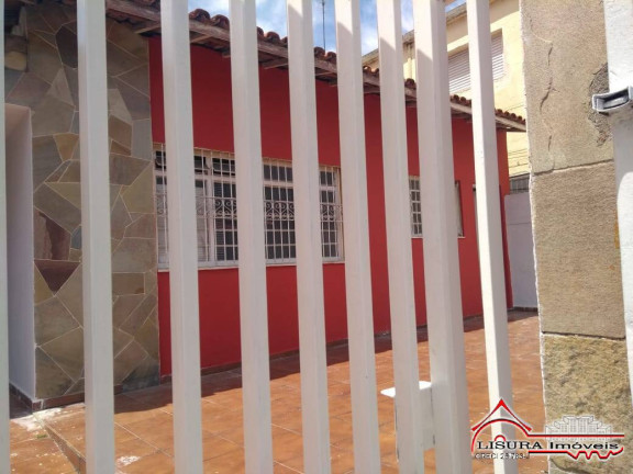 Foto do imóvel Casa com 4 Quartos à Venda, 156 m² em Centro - Jacareí