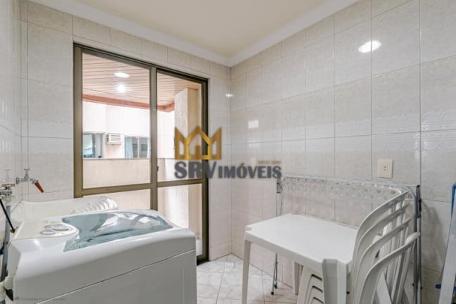 Imagem Apartamento com 4 Quartos à Venda, 146 m² em Meia Praia - Itapema
