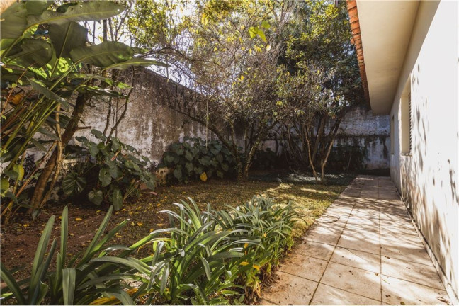 Imagem Casa com 4 Quartos à Venda,  em Jardim Leonor - São Paulo