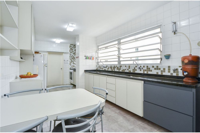 Imagem Apartamento com 3 Quartos à Venda, 198 m² em Santa Cecília - São Paulo