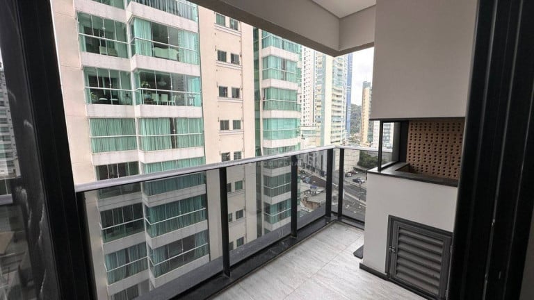 Foto do imóvel Apartamento com 4 Quartos à Venda, 146 m² em Pioneiros - Balneário Camboriú