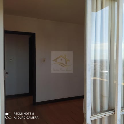 Imagem Apartamento com 3 Quartos à Venda, 90 m² em Centro - Londrina