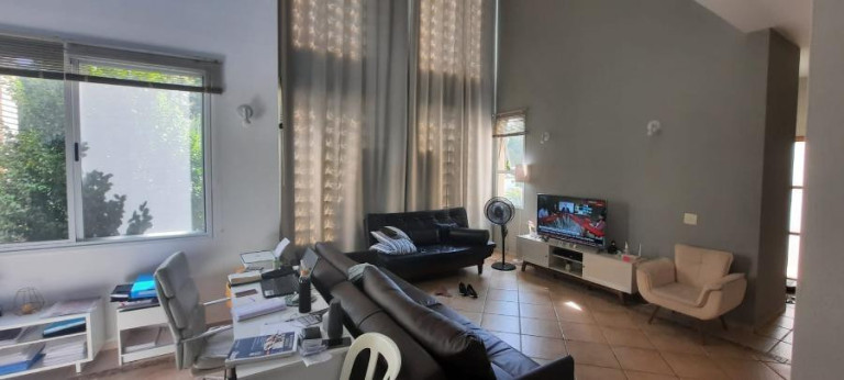 Sobrado com 1 Quarto à Venda, 120 m² em Jacaré - Cabreúva