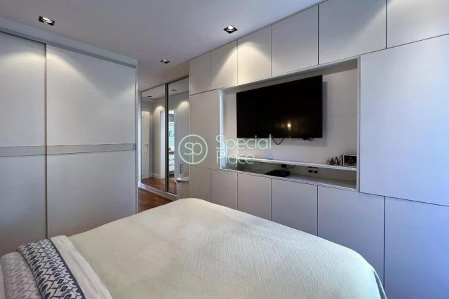Imagem Apartamento com 3 Quartos à Venda, 250 m² em Vila Olímpia - São Paulo