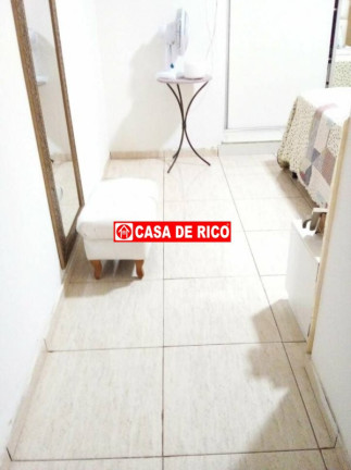 Imagem Casa de Condomínio com 2 Quartos à Venda, 196 m² em Parque Leblon - Londrina
