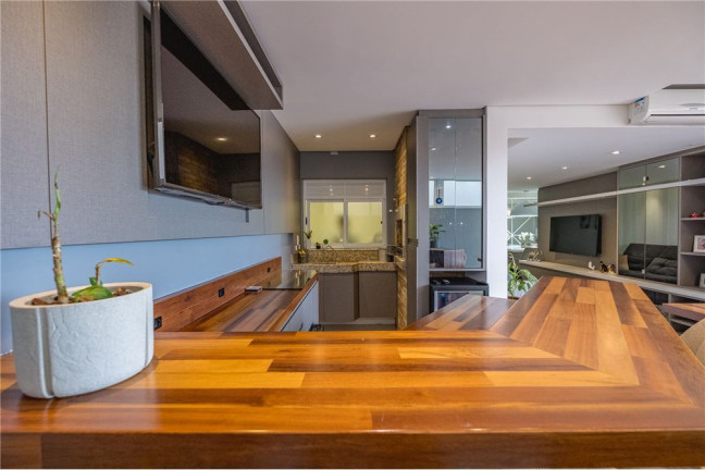 Foto do imóvel Imóvel com 2 Quartos à Venda,  em Estreito - Florianópolis