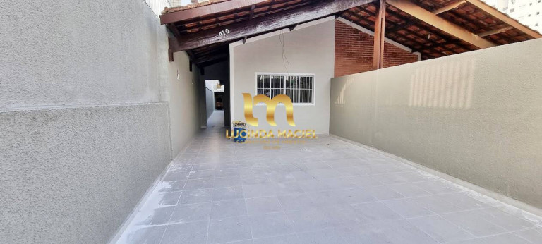Foto do imóvel Casa com 2 Quartos à Venda, 70 m² em Tupi - Praia Grande