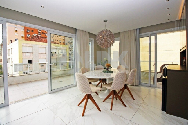Foto do imóvel Apartamento com 3 Quartos à Venda, 288 m² em Menino Deus - Porto Alegre