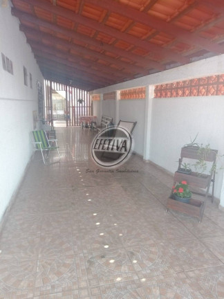 Imagem Casa com 5 Quartos à Venda, 187 m² em Centro - Guaratuba