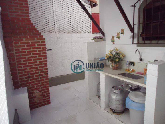 Foto do imóvel Casa com 4 Quartos à Venda, 181 m² em São Francisco - Niterói