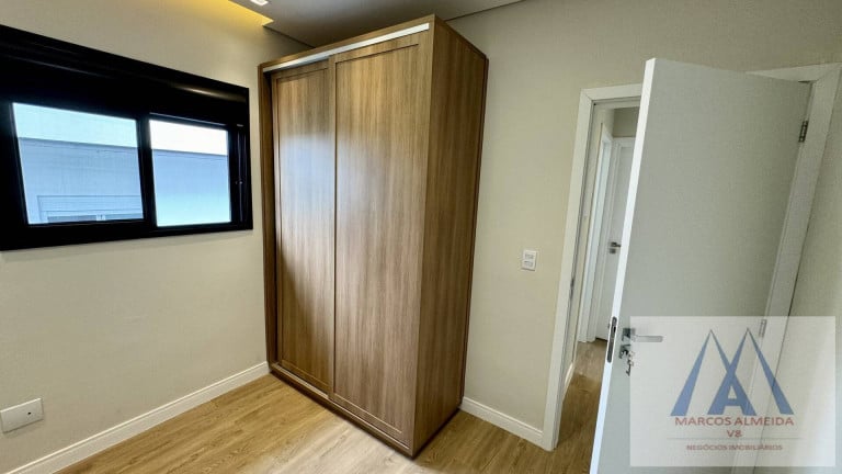 Foto do imóvel Casa de Condomínio com 3 Quartos à Venda, 172 m² em Botujuru - Mogi Das Cruzes