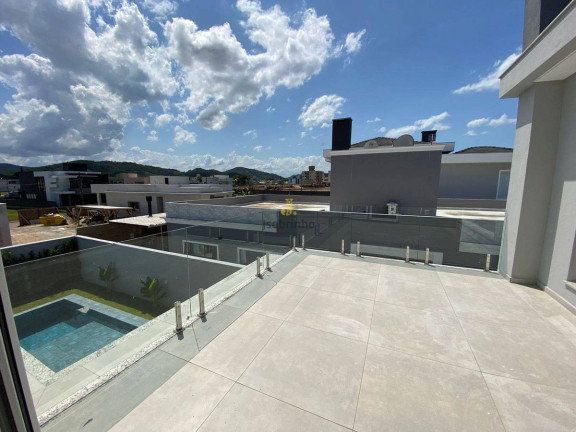 Imagem Casa de Condomínio com 4 Quartos à Venda, 367 m² em Santa Regina - Camboriú