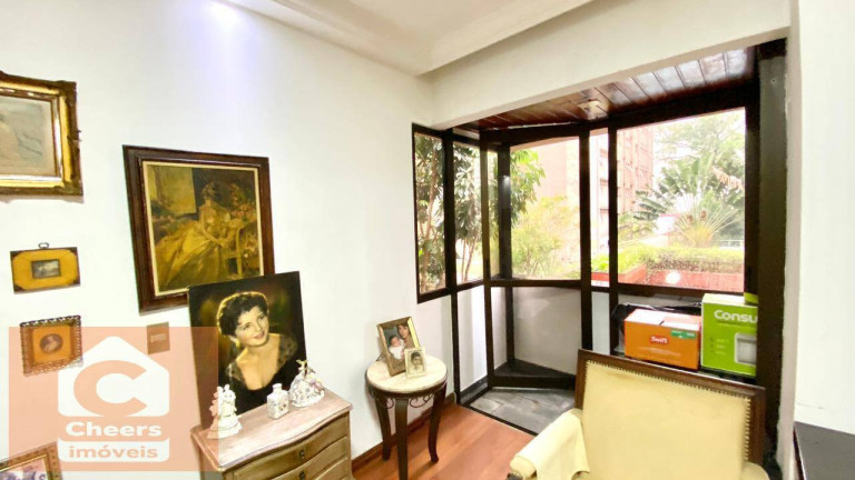 Foto do imóvel Apartamento com 4 Quartos à Venda, 130 m² em Moema - São Paulo