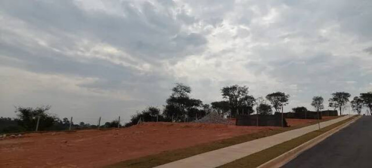 Foto do imóvel Terreno à Venda, 259 m² em Bairro Da água Fria - Jundiaí Foto do imóvel Terreno à Venda, 259 m² em Bairro Da água Fria - Jundiaí