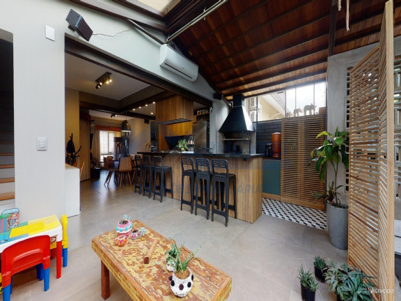 Imagem Casa com 3 Quartos à Venda, 134 m² em Nonoai - Porto Alegre