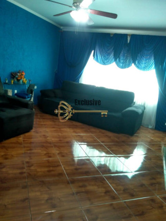 Foto do imóvel Casa com 3 Quartos à Venda, 204 m² em Vila Pires - Santo André