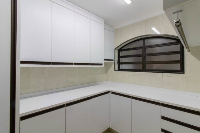 Foto do imóvel Casa com 3 Quartos à Venda, 331 m² em Vila Galvão - Guarulhos