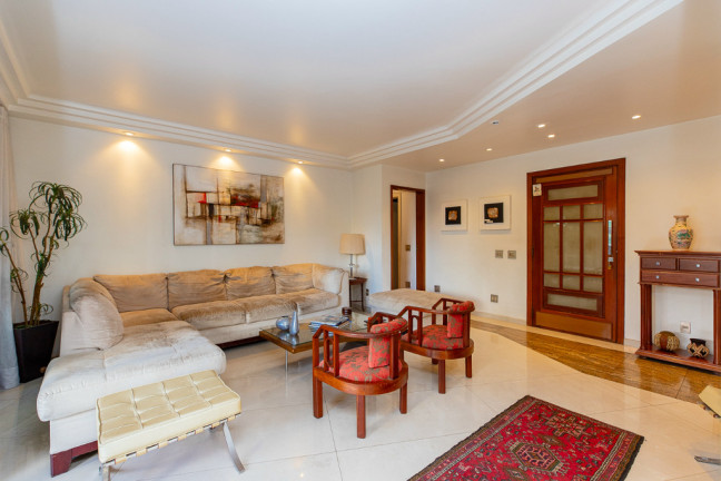 Foto do imóvel Apartamento com 4 Quartos à Venda, 200 m² em Moema - São Paulo