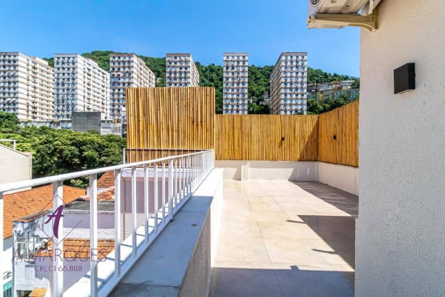 Foto do imóvel Apartamento com 3 Quartos à Venda, 237 m² em Copacabana - Rio De Janeiro