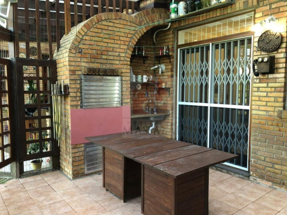 Foto do imóvel Casa com 3 Quartos à Venda, 139 m² em Cavalhada - Porto Alegre