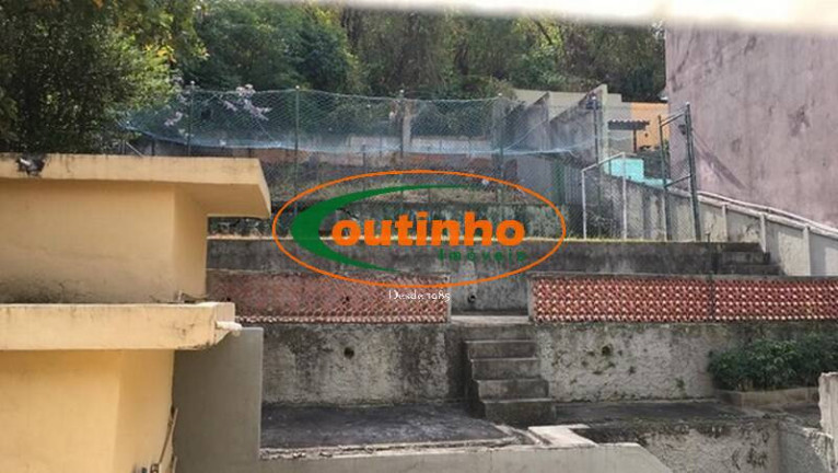 Imagem Casa com 4 Quartos à Venda, 575 m² em Grajaú - Rio De Janeiro
