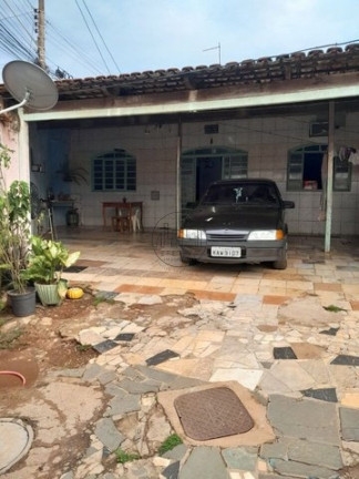 Imagem Casa com 3 Quartos à Venda, 208 m² em Samambaia Norte (samambaia) - Brasília