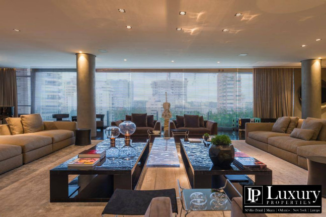Foto do imóvel Apartamento com 3 Quartos à Venda, 556 m² em Itaim Bibi - São Paulo