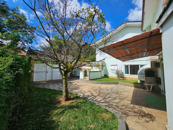 Imagem Casa com 4 Quartos à Venda, 400 m² em Comary - Teresópolis