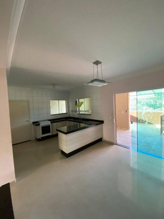 Imagem Casa com 3 Quartos à Venda, 205 m²