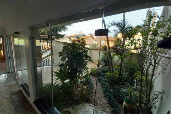 Imagem Casa com 3 Quartos à Venda, 473 m² em Jardim Las Vegas - Santo André