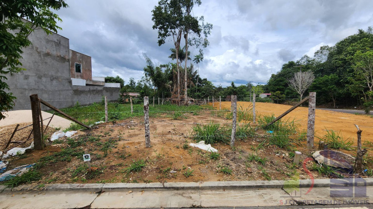 Foto do imóvel Terreno à Venda, 200 m² em Tarumã - Manaus Foto do imóvel Terreno à Venda, 200 m² em Tarumã - Manaus