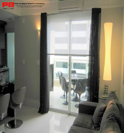 Imagem Apartamento com 1 Quarto para Alugar, 68 m² em Moema - São Paulo