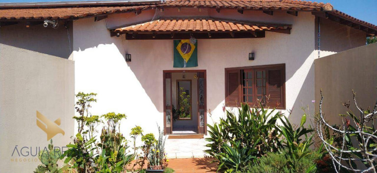 Imagem Casa com 5 Quartos à Venda, 270 m² em Vila Belo Horizonte - Campo Grande