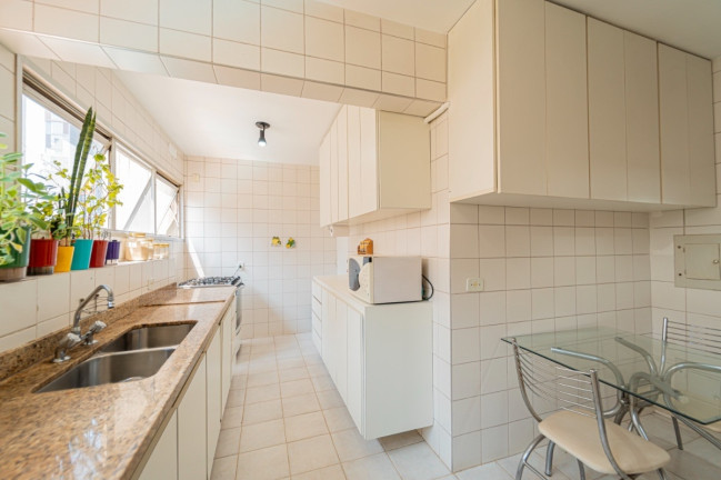 Foto do imóvel Apartamento com 3 Quartos à Venda, 121 m² em Itaim Bibi - São Paulo