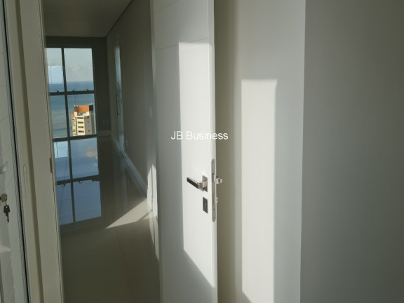 Imagem Imóvel com 3 Quartos à Venda, 139 m² em Centro - Balneário Camboriú