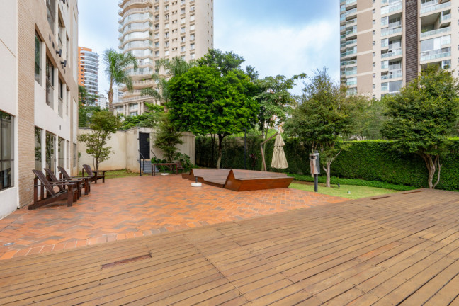 Foto do imóvel Cobertura com 1 Quarto à Venda, 140 m² em Panamby - São Paulo