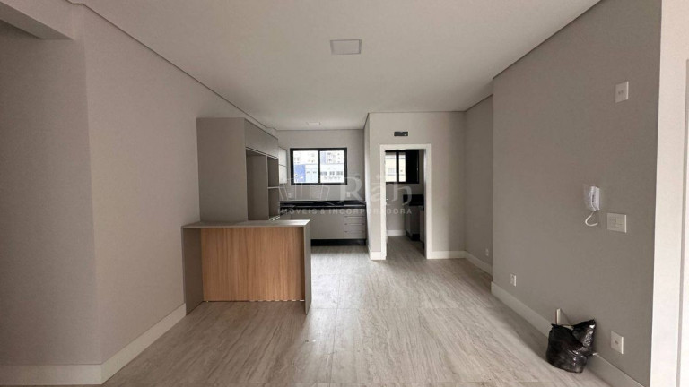 Foto do imóvel Apartamento com 4 Quartos à Venda, 146 m² em Pioneiros - Balneário Camboriú