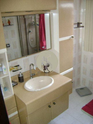 Foto do imóvel Sobrado com 4 Quartos à Venda, 350 m² em Marape - Santos