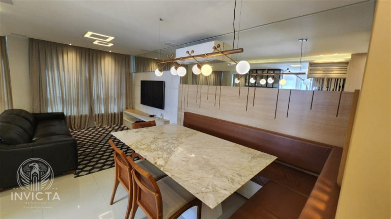 Foto do imóvel Apartamento com 3 Quartos à Venda, 136 m² em Centro - Balneário Camboriú
