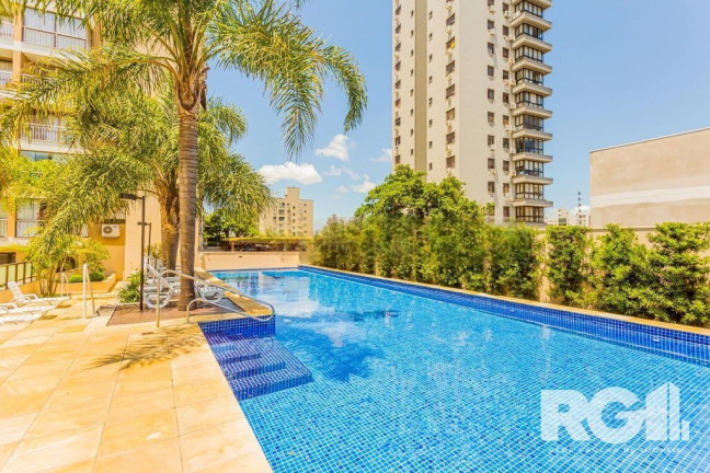 Foto do imóvel Imóvel com 2 Quartos à Venda,  em Passo Da Areia - Porto Alegre