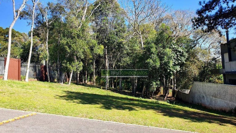 Foto do imóvel Terreno à Venda, 1.674 m² em Campo Comprido - Curitiba