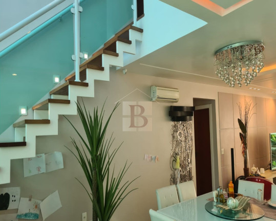 Imagem Casa com 4 Quartos à Venda, 242 m² em Camboinhas - Niterói