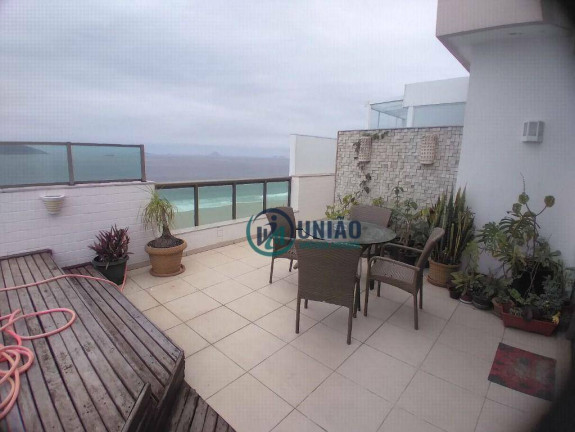 Foto do imóvel Cobertura com 3 Quartos à Venda, 260 m² em Piratininga - Niterói